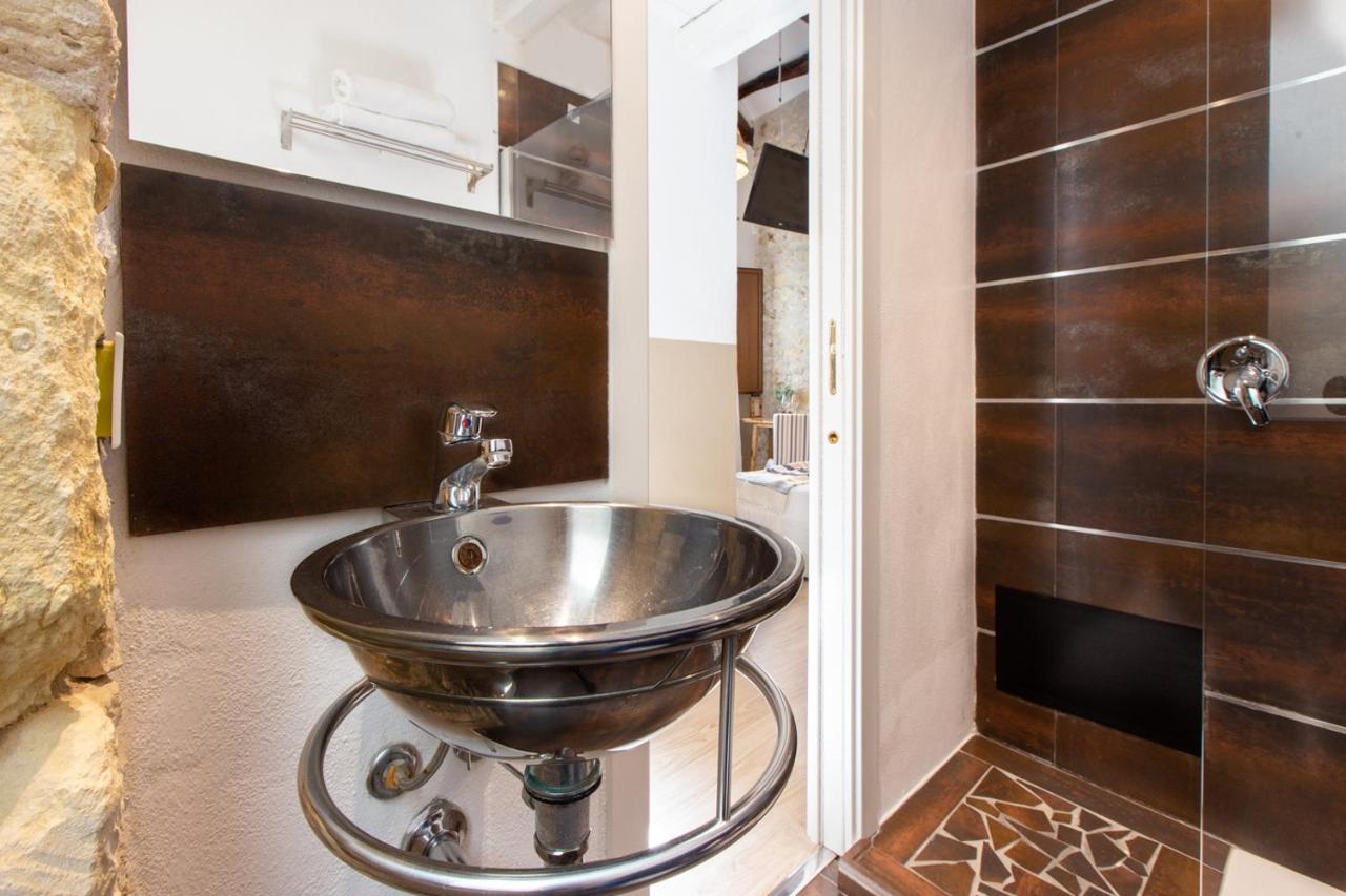 Maison Garibaldi Cagliari Luaran gambar