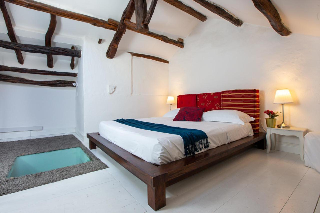 Maison Garibaldi Cagliari Luaran gambar